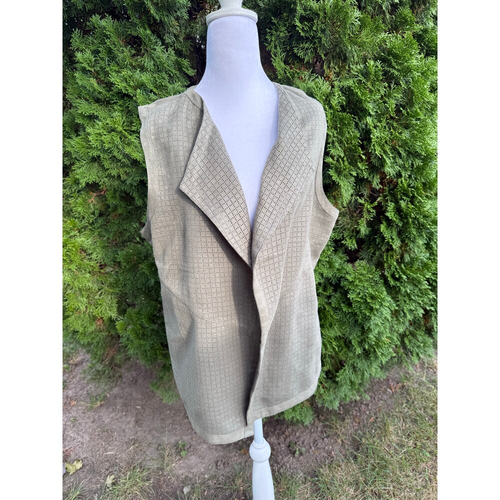 Chicos Suede Green Vest Size Large 12